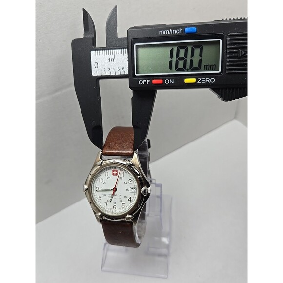 Wenger SAK Design Swiss Army Field Watch Quartz Date 100M White Dial New Battery - Picture 7 of 15